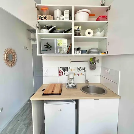 Cozy Bright Downtown With Balcony & Wi-fi *